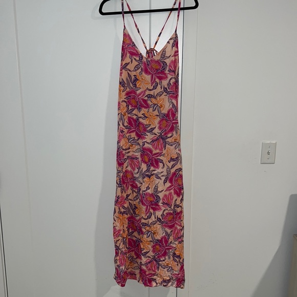 Floral Maxi Dress - Picture 1 of 3